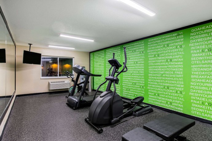Imagen de los interiores del Hotel La Quinta Inn And Suites By Wyndham Emporia. Foto 15