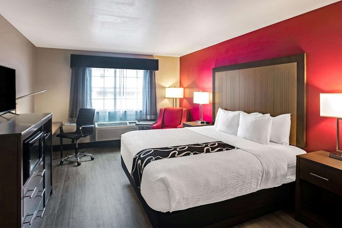 Imagen de la habitación del Hotel La Quinta Inn And Suites By Wyndham Fort Smith. Foto 2