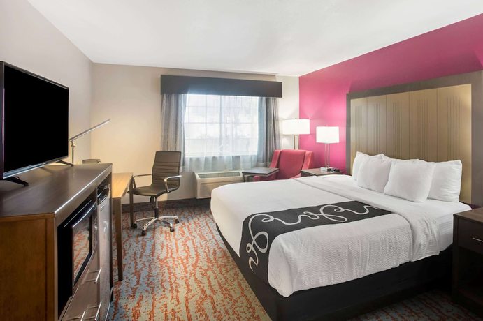 Imagen de la habitación del Hotel La Quinta Inn And Suites By Wyndham Fort Smith. Foto 3