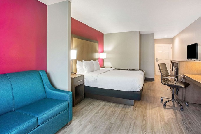Imagen de la habitación del Hotel La Quinta Inn And Suites By Wyndham Fort Smith. Foto 17