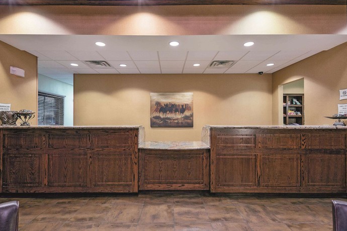 Imagen de los interiores del Hotel La Quinta Inn And Suites By Wyndham Fort Worth Ne Mall. Foto 18