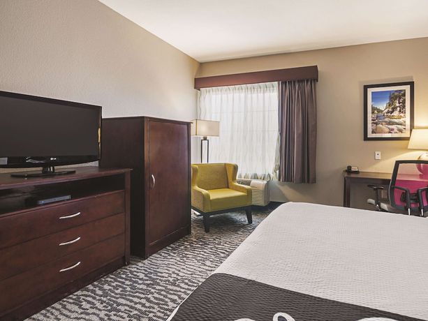Imagen de la habitación del Hotel La Quinta Inn And Suites By Wyndham Fresno Northwest. Foto 5