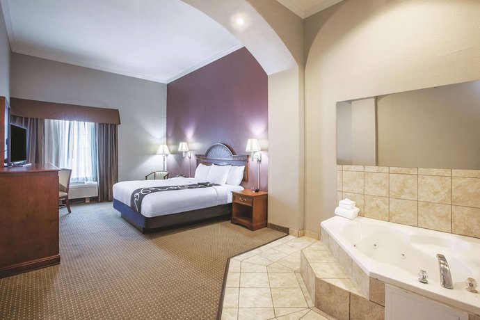 Imagen de la habitación del Hotel La Quinta Inn And Suites By Wyndham Gainesville. Foto 8