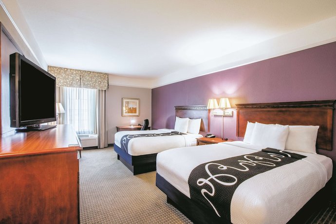 Imagen de la habitación del Hotel La Quinta Inn And Suites By Wyndham Gainesville. Foto 17