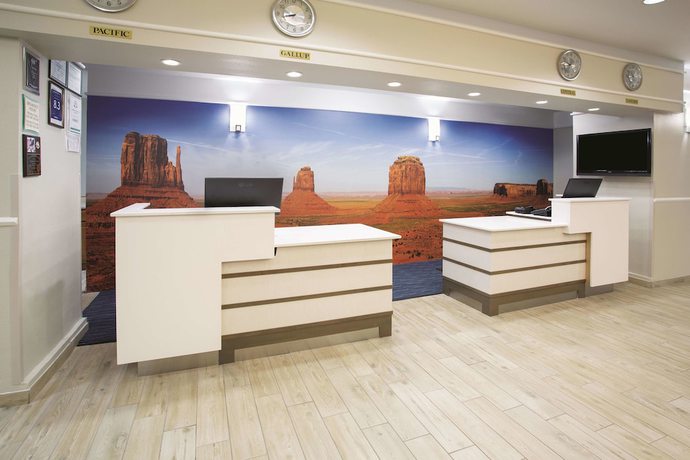 Imagen de los interiores del Hotel La Quinta Inn And Suites By Wyndham Gallup. Foto 16