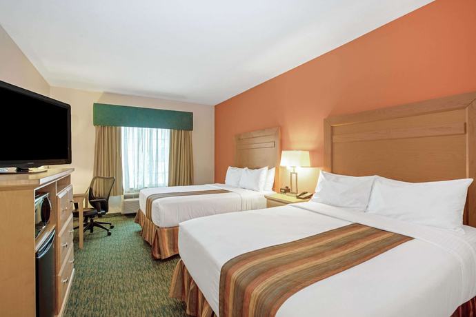 Imagen de la habitación del Hotel La Quinta Inn And Suites By Wyndham Grand Forks. Foto 5