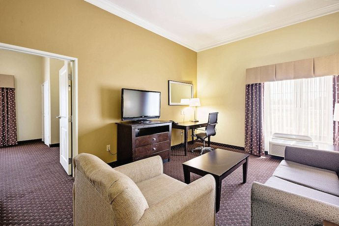 Imagen de la habitación del Hotel La Quinta Inn And Suites By Wyndham Houston New Caney. Foto 6