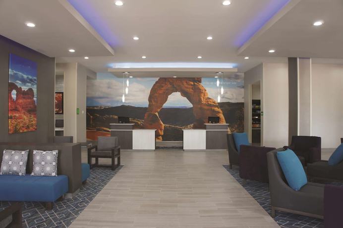 Imagen de los interiores del Hotel La Quinta Inn And Suites By Wyndham Kanab. Foto 16