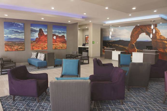 Imagen de los interiores del Hotel La Quinta Inn And Suites By Wyndham Kanab. Foto 17