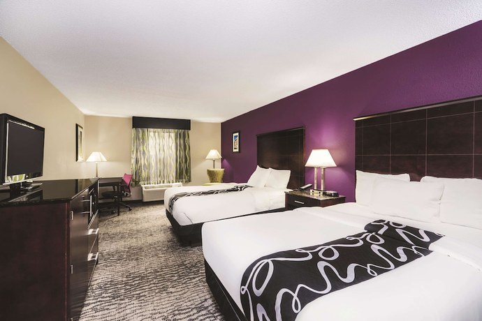 Imagen de la habitación del Hotel La Quinta Inn And Suites By Wyndham Louisville East. Foto 5