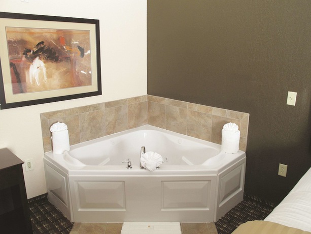 Imagen de la habitación del Hotel La Quinta Inn And Suites By Wyndham Macon West. Foto 16