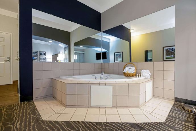 Imagen de la habitación del Hotel La Quinta Inn And Suites By Wyndham Manteca - Ripon. Foto 7