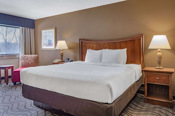Imagen de la habitación del Hotel La Quinta Inn And Suites By Wyndham Minneapolis-minnetonka. Foto 4
