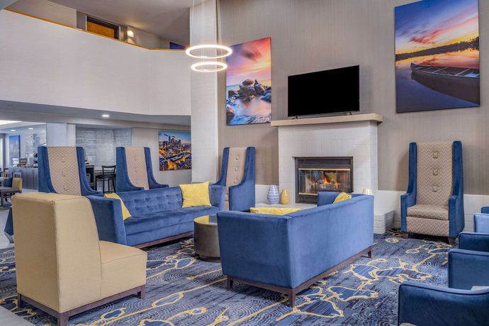 Imagen de los interiores del Hotel La Quinta Inn And Suites By Wyndham Minneapolis-minnetonka. Foto 14