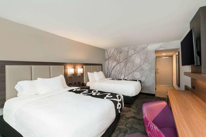 Imagen de la habitación del Hotel La Quinta Inn And Suites By Wyndham Mobile. Foto 7