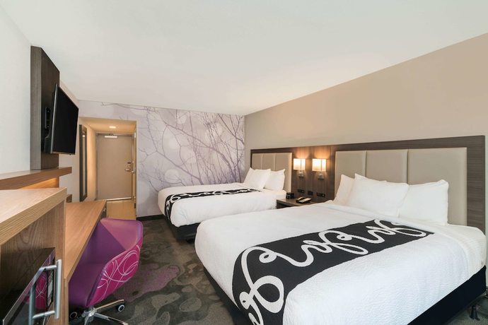 Imagen de la habitación del Hotel La Quinta Inn And Suites By Wyndham Mobile. Foto 9