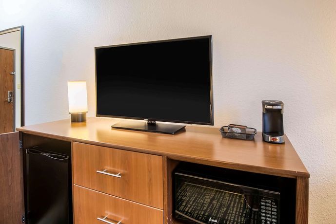 Imagen de la habitación del Hotel La Quinta Inn And Suites By Wyndham Morgantown. Foto 9