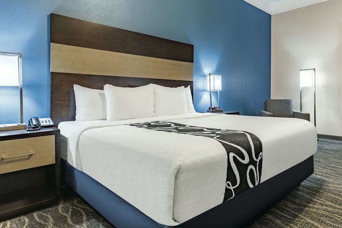 Imagen de la habitación del Hotel La Quinta Inn And Suites By Wyndham Phoenix I-10 West. Foto 6