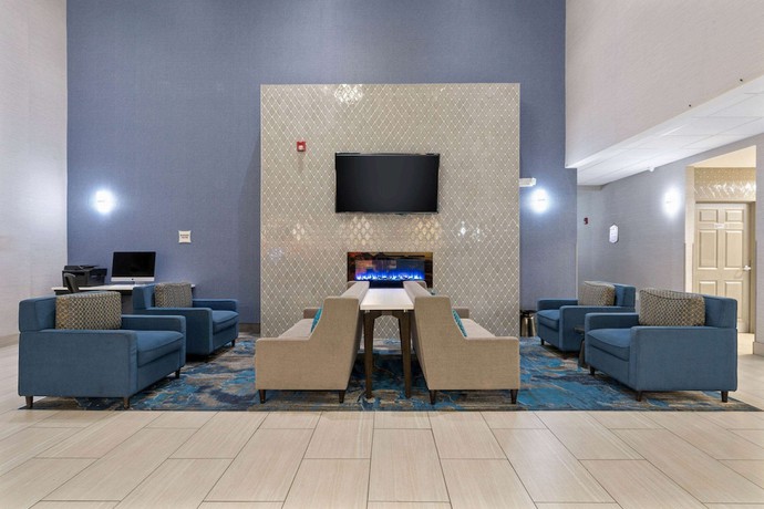 Imagen de los interiores del Hotel La Quinta Inn And Suites By Wyndham Phoenix I-10 West. Foto 17