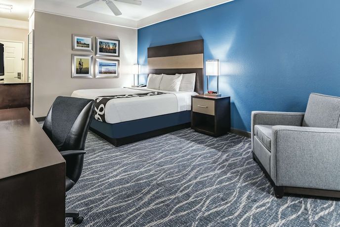 Imagen de la habitación del Hotel La Quinta Inn And Suites By Wyndham Phoenix I-10 West. Foto 11