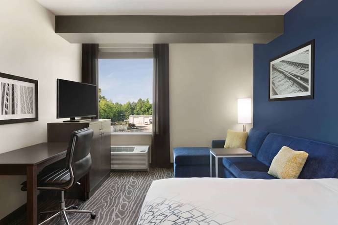 Imagen de la habitación del Hotel La Quinta Inn And Suites By Wyndham Rock Hill. Foto 3