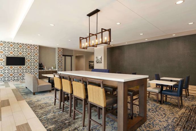 Imagen de los interiores del Hotel La Quinta Inn And Suites By Wyndham Rock Hill. Foto 20