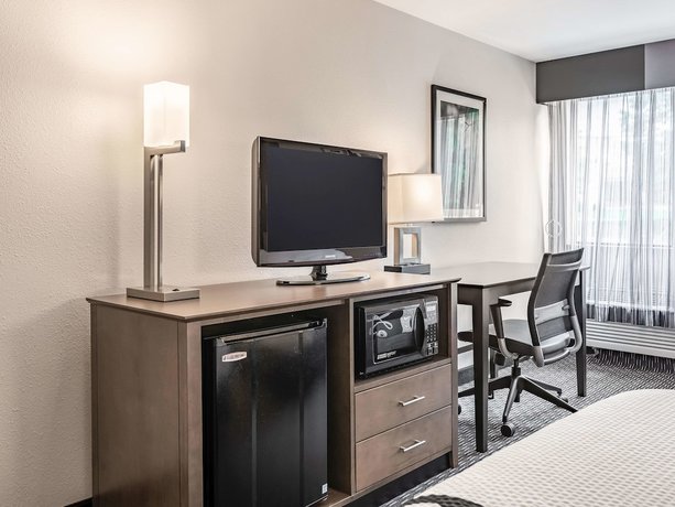 Imagen de la habitación del Hotel La Quinta Inn And Suites By Wyndham Salem Nh. Foto 6