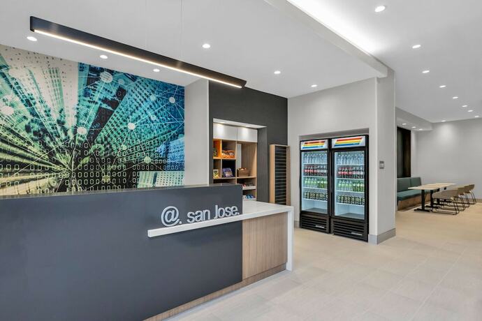 Imagen general del Hotel La Quinta Inn And Suites By Wyndham San Jose Silicon Valley. Foto 1