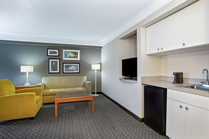 Imagen de la habitación del Hotel La Quinta Inn And Suites By Wyndham Tucson Airport. Foto 2