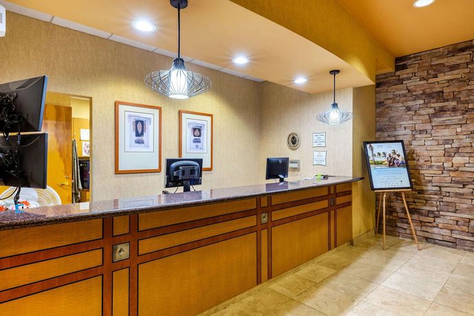 Imagen de los interiores del Hotel La Quinta Inn And Suites By Wyndham Vancouver. Foto 19