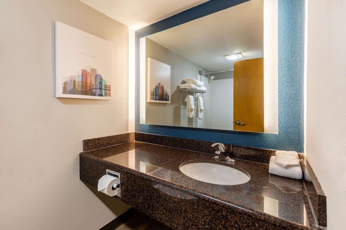Imagen de la habitación del Hotel La Quinta Inn And Suites By Wyndham Vancouver. Foto 11