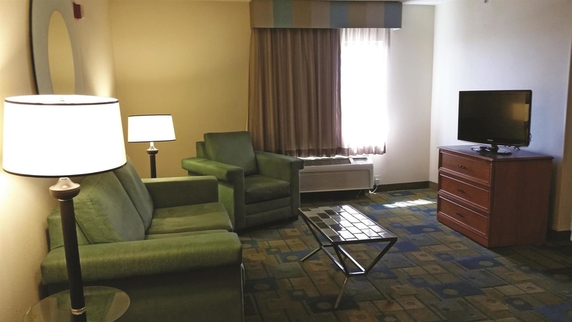 Imagen de la habitación del Hotel La Quinta Inn By Wyndham Albuquerque Airport. Foto 4