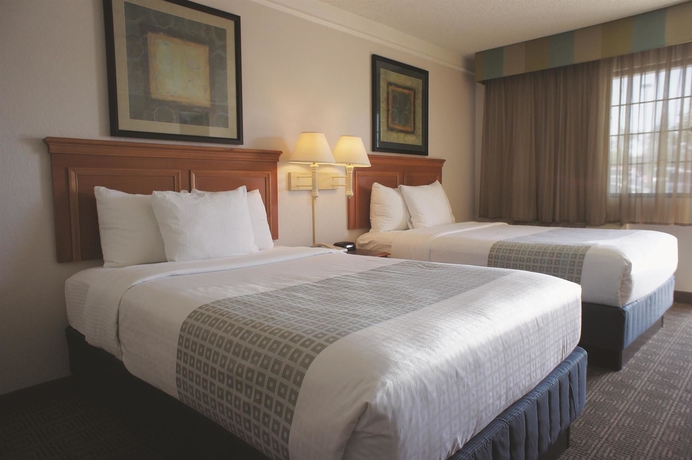 Imagen de la habitación del Hotel La Quinta Inn By Wyndham Albuquerque Airport. Foto 5