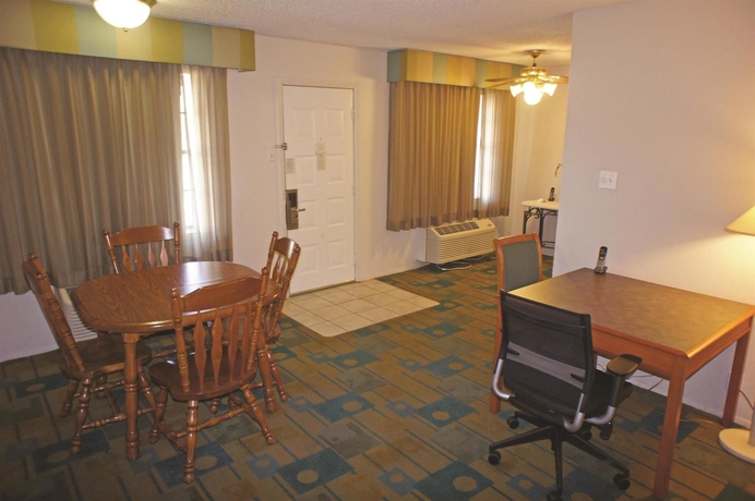 Imagen de la habitación del Hotel La Quinta Inn By Wyndham Austin Oltorf. Foto 7