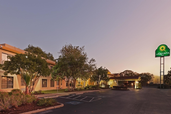 Imagen general del Hotel La Quinta Inn By Wyndham Austin Oltorf. Foto 2