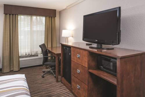 Imagen de la habitación del Hotel La Quinta Inn By Wyndham Bend. Foto 3