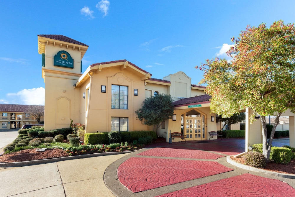 Imagen general del Hotel La Quinta Inn By Wyndham Bossier City. Foto 1