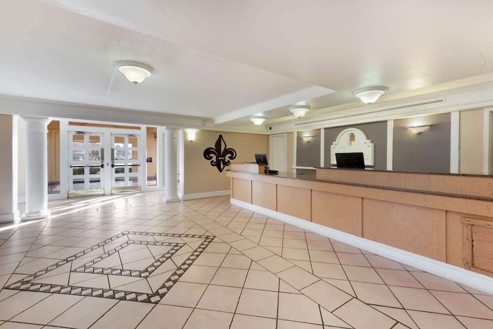 Imagen de los interiores del Hotel La Quinta Inn By Wyndham Bossier City. Foto 19