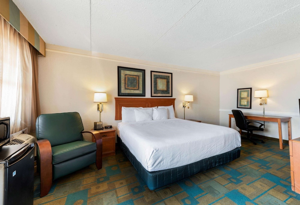Imagen de la habitación del Hotel La Quinta Inn By Wyndham Bossier City. Foto 13