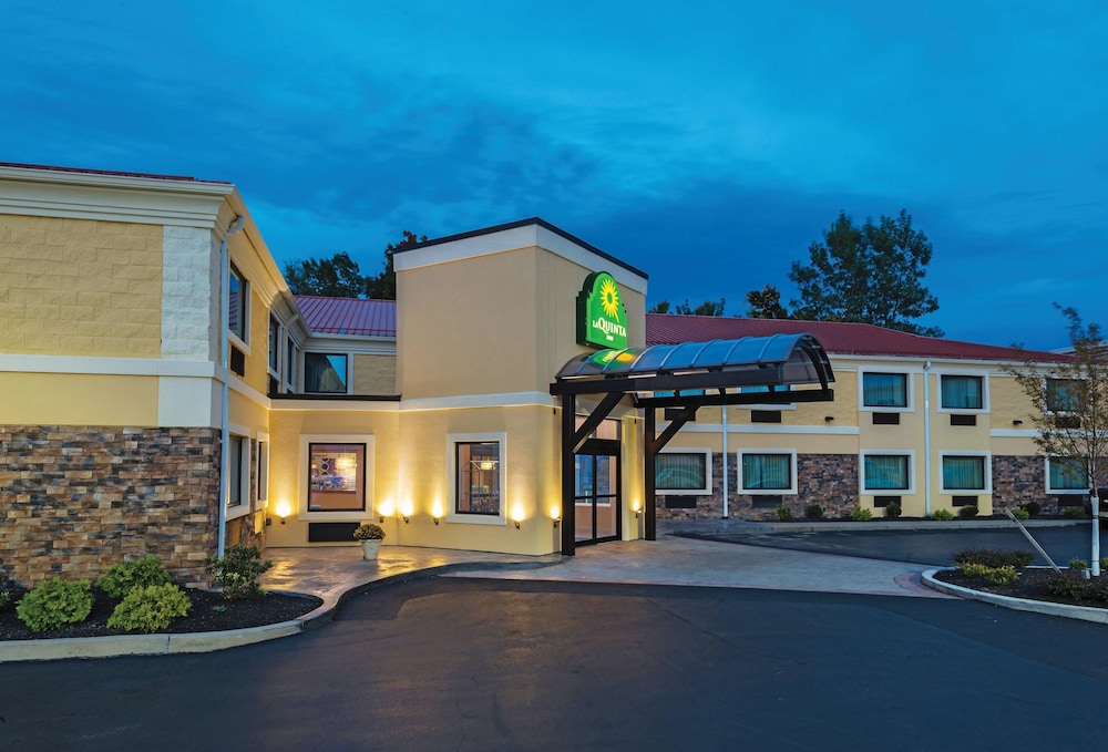 Imagen general del Hotel La Quinta Inn By Wyndham Buffalo Airport. Foto 1