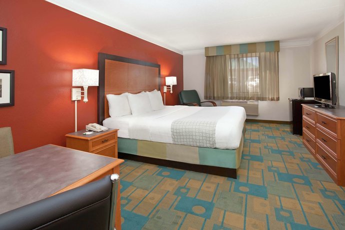 Imagen de la habitación del Hotel La Quinta Inn By Wyndham Cheyenne. Foto 3