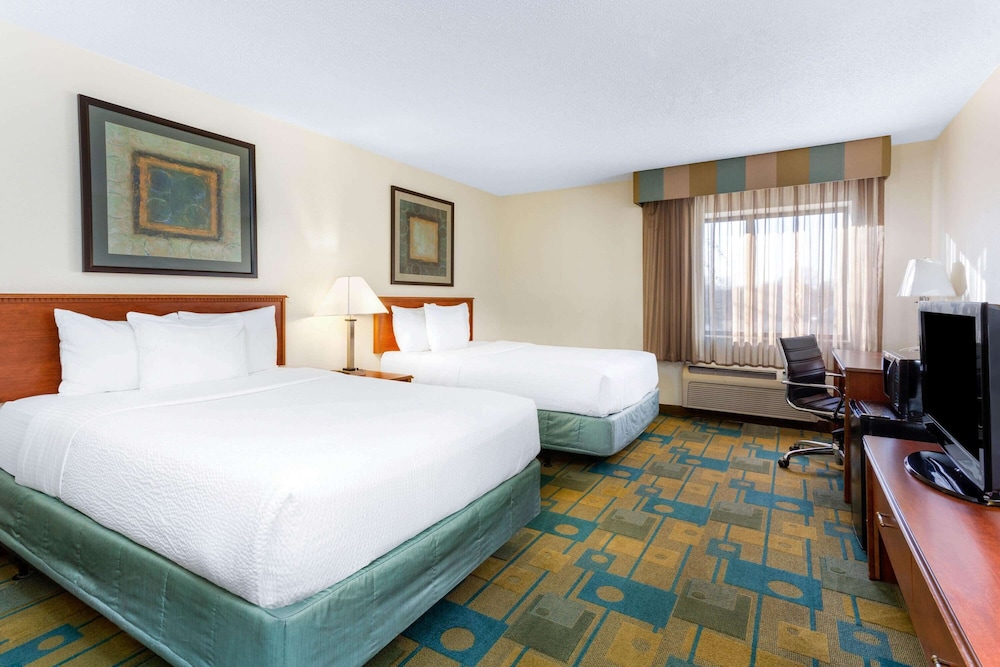 Imagen de la habitación del Hotel La Quinta Inn By Wyndham Chicago Willowbrook. Foto 11