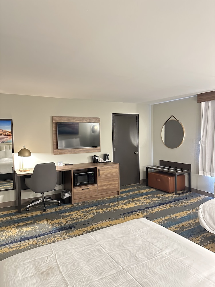Imagen de la habitación del Hotel La Quinta Inn By Wyndham Columbia Ne/fort Jackson. Foto 12