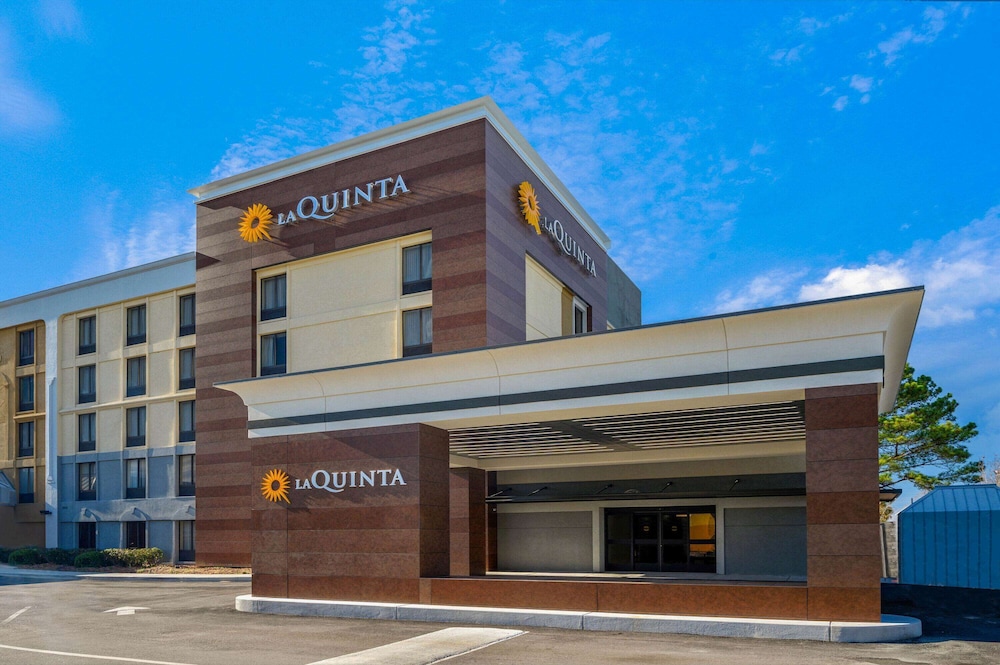 Imagen general del Hotel La Quinta Inn By Wyndham Columbia Se / Fort Jackson. Foto 1