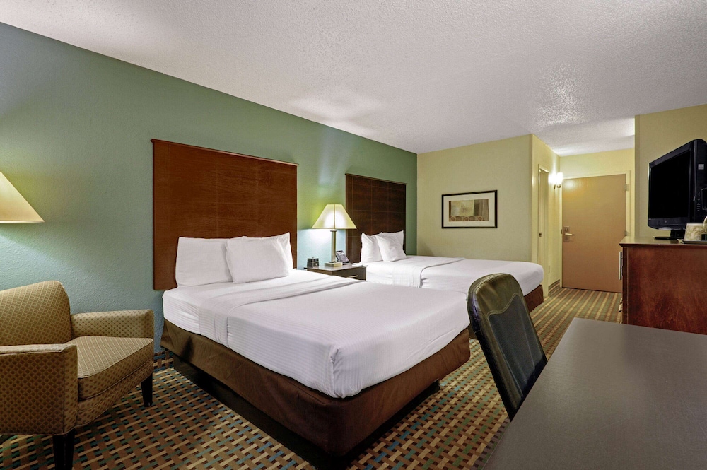 Imagen de la habitación del Hotel La Quinta Inn By Wyndham Columbia Se / Fort Jackson. Foto 9