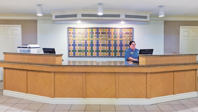 Imagen de los interiores del Hotel La Quinta Inn By Wyndham Corpus Christi North. Foto 13