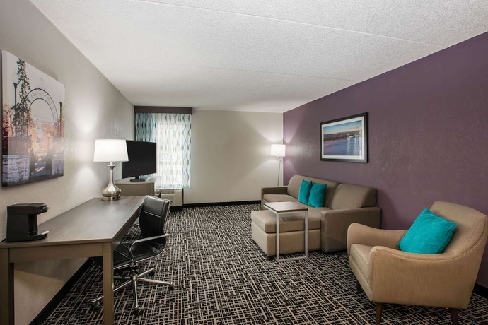 Imagen de la habitación del Hotel La Quinta Inn By Wyndham Davenport and Conference Center. Foto 9