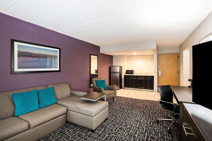 Imagen de la habitación del Hotel La Quinta Inn By Wyndham Davenport and Conference Center. Foto 14