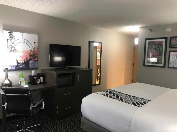 Imagen de la habitación del Hotel La Quinta Inn By Wyndham Davenport and Conference Center. Foto 15