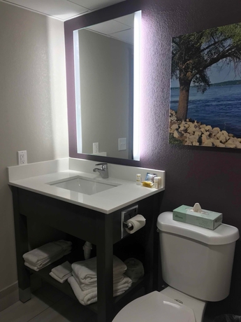 Imagen de la habitación del Hotel La Quinta Inn By Wyndham Davenport and Conference Center. Foto 16